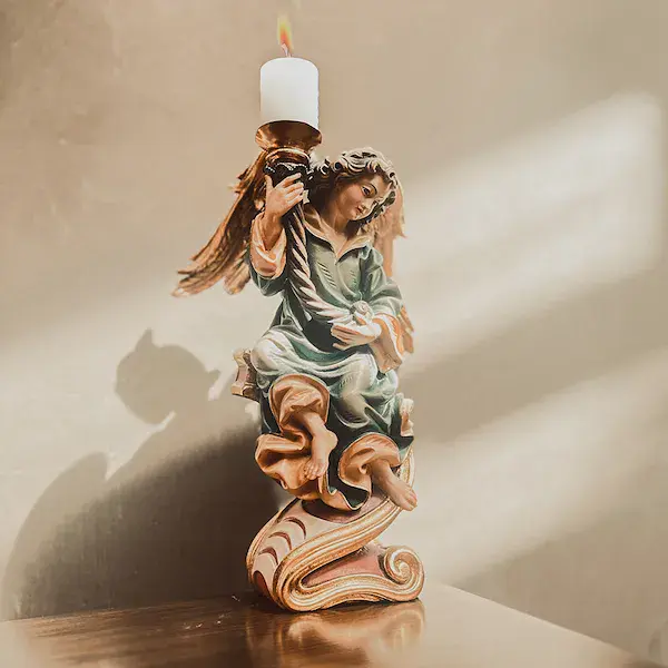 angels with tealight holder