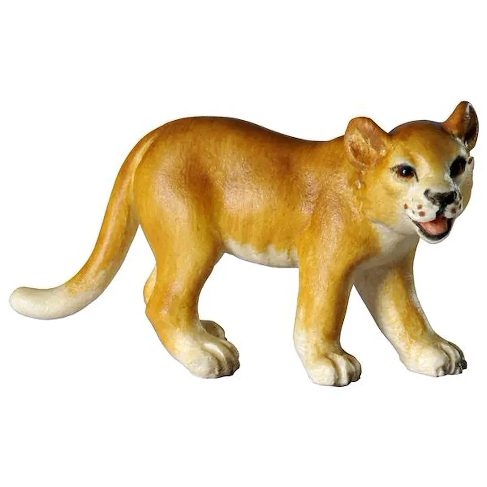 León baby de pie