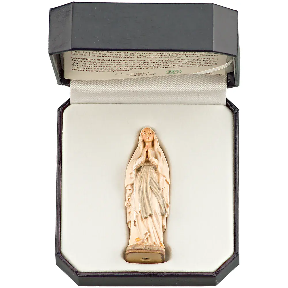 Virgen de Lourdes con el estuche