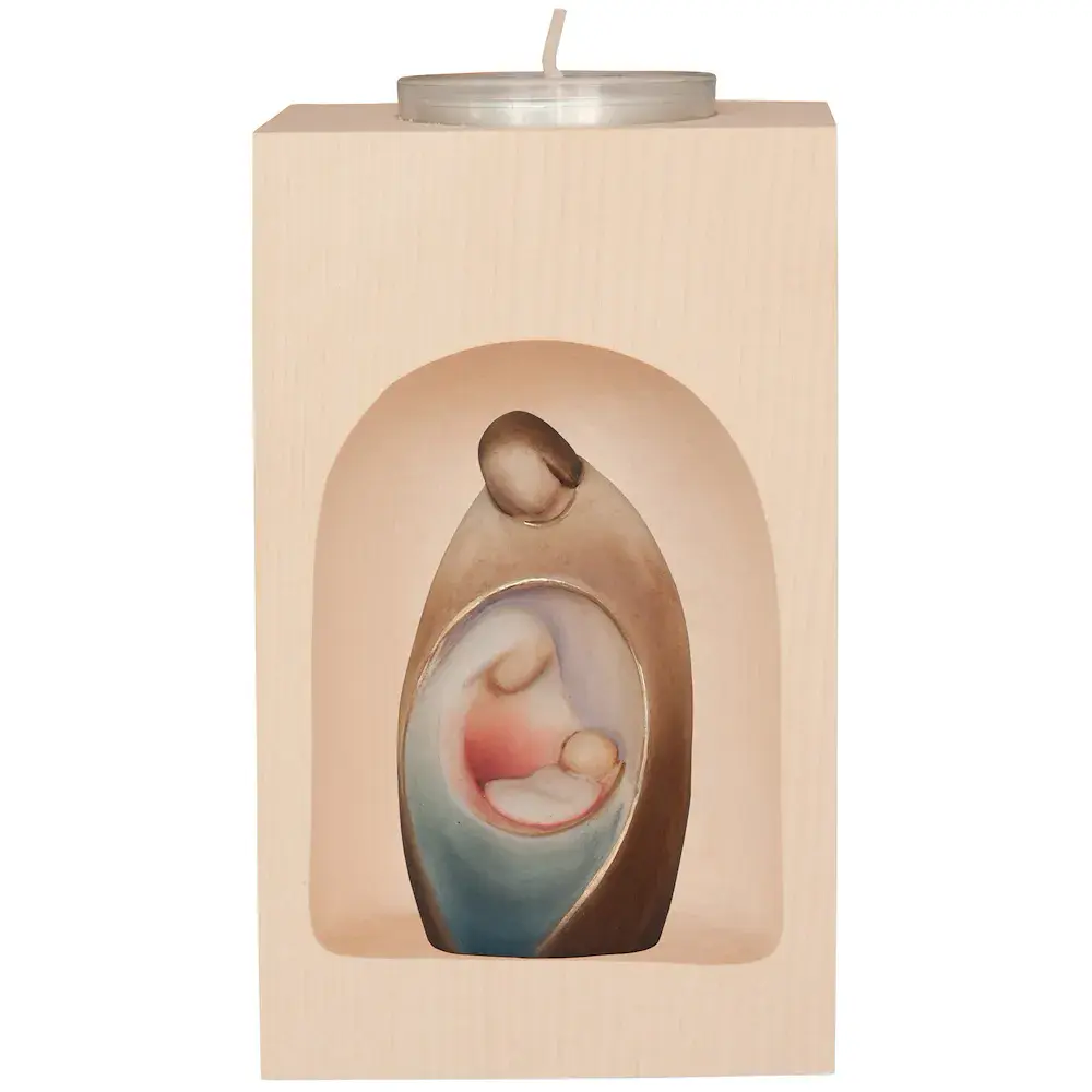 Candle holder with familygroup modern in niche