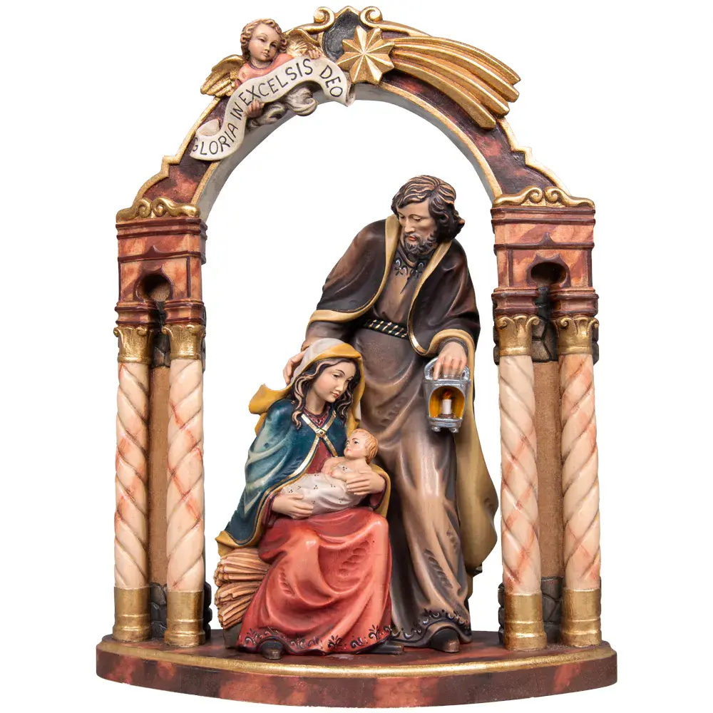 Stand arch with family
