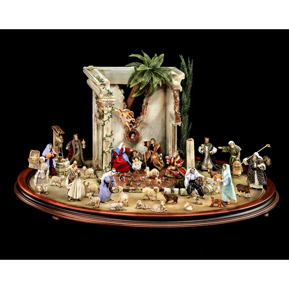 Set di 46 figure c.cornice e tempio