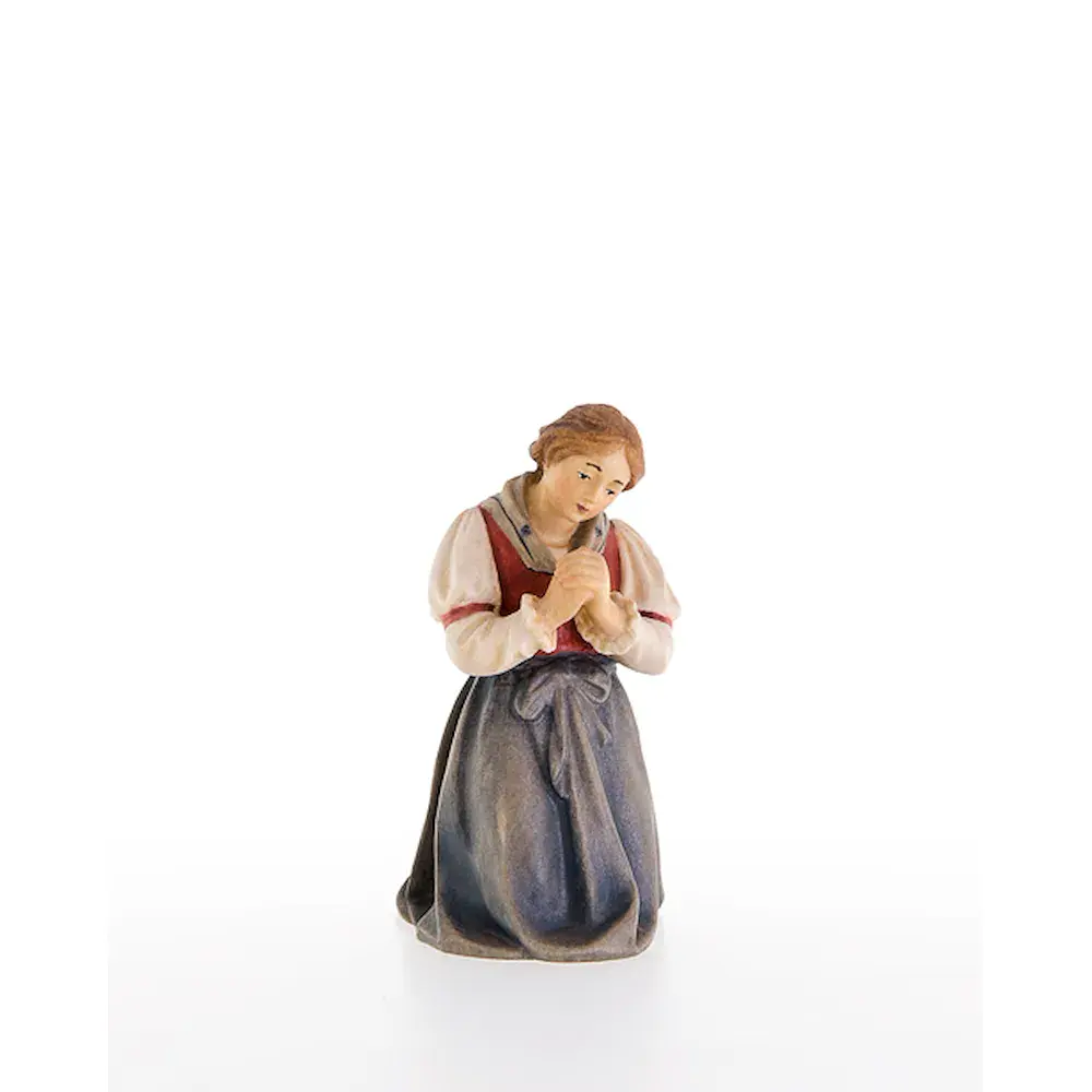Maria in Tracht