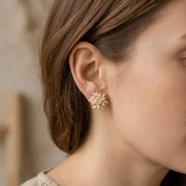 Edelweiss pendientes pegados