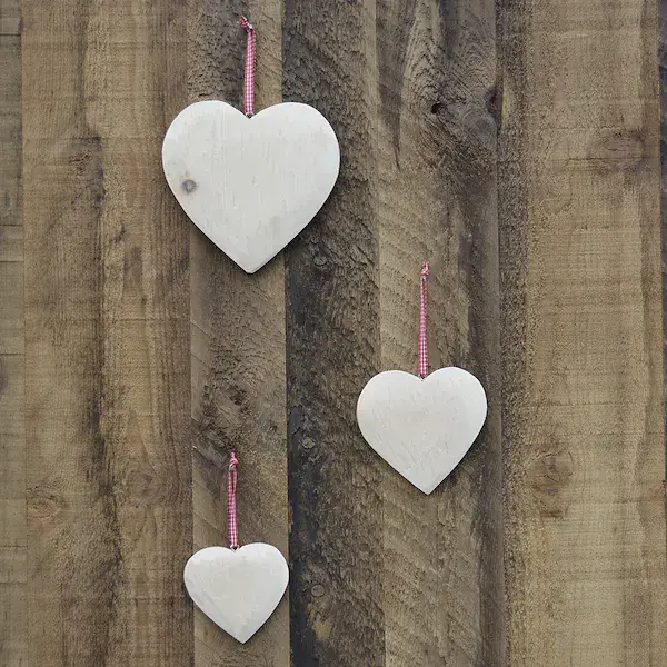Heart swiss pine flat