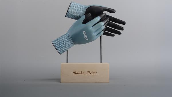 Personalized wooden Gloves
